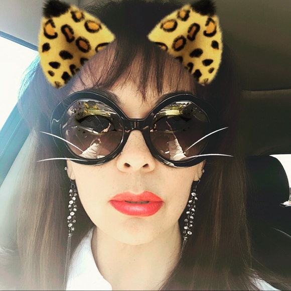 Meet your Posher, Roberta - Picture 1 of 1